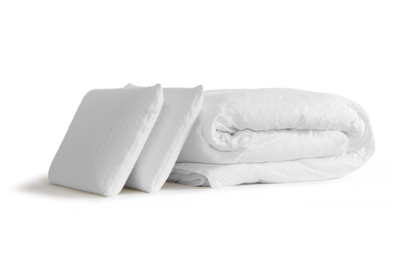 Pack lit complet 200x200 cm - Matelas + 2 Sommiers Blancs + 2 oreillers + Couette - Vingt-Quatre PLUS
