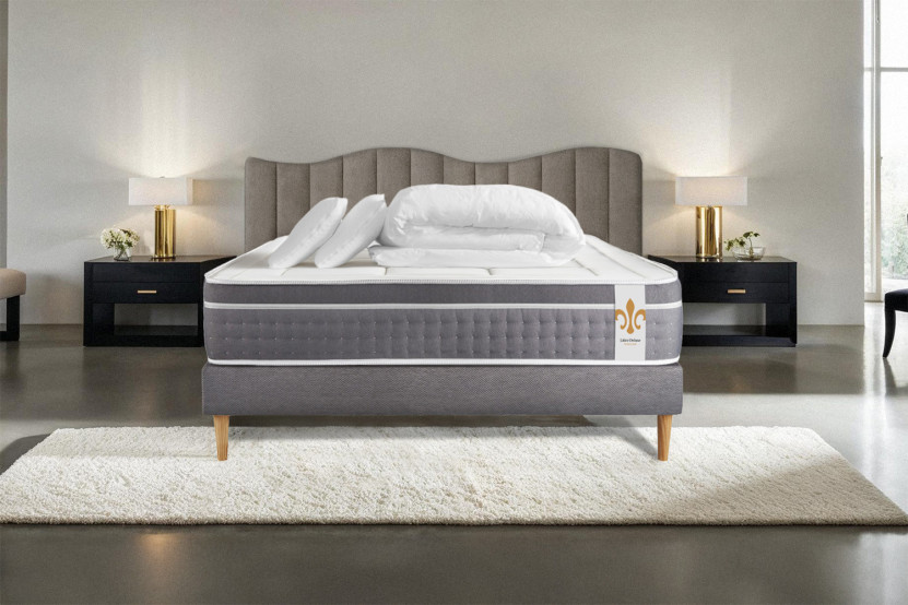 Pack lit complet 200x200 cm - Matelas + Sommier Gris (en kit) + 2 oreillers + Couette - Trente