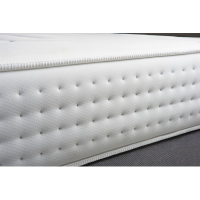 Pack lit complet 140x190 cm - Matelas + Sommier Blanc (en kit) + 2 oreillers + Couette - Vingt-Quatre